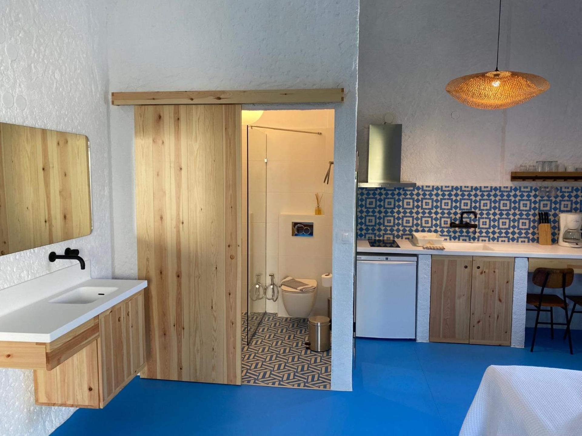 Manolis' House Aparthotel Скиатос Екстериор снимка