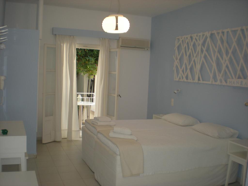 Manolis' House Aparthotel Скиатос Екстериор снимка