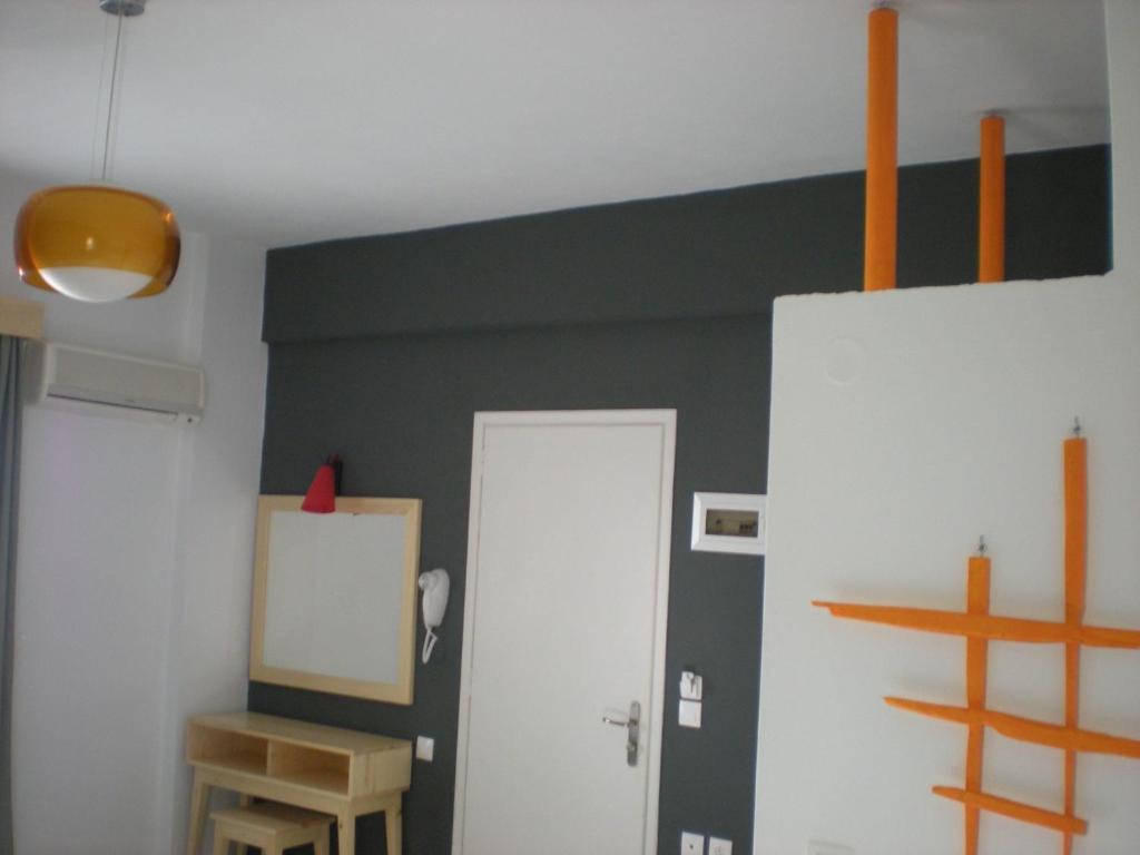 Manolis' House Aparthotel Скиатос Екстериор снимка